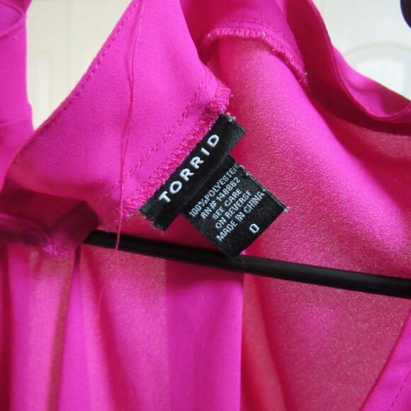 Torrid Pink Fuchsia Blouse - Picture 3 of 3